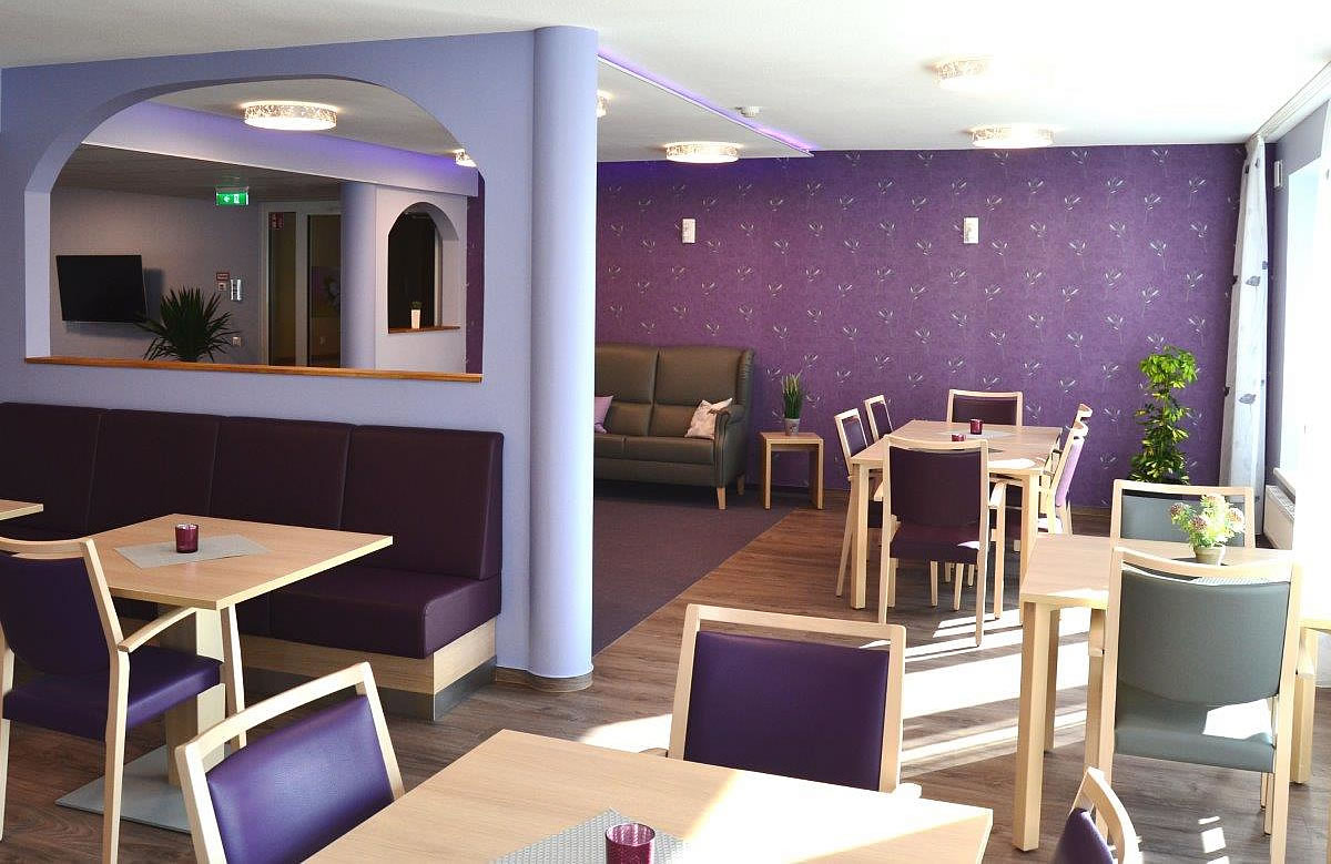 Maler Hameln und Malerarbeiten Hannover mit Balkonsanierung Springe und Betonsanierung Bad Pyrmont