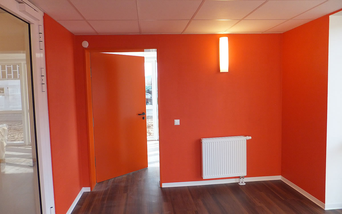 Maler Hameln und Malerarbeiten Hannover mit Balkonsanierung Springe und Betonsanierung Bad Pyrmont