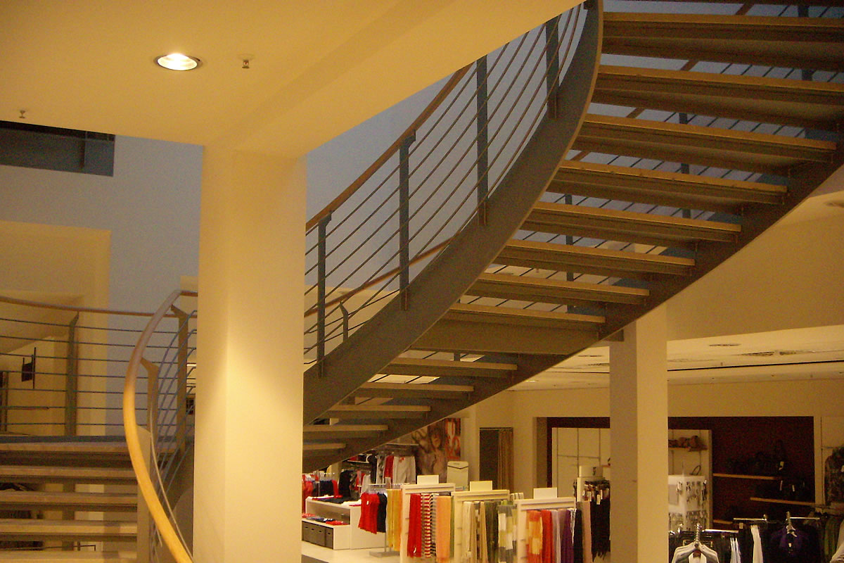 Maler Hameln und Malerarbeiten Hannover mit Balkonsanierung Springe und Betonsanierung Bad Pyrmont