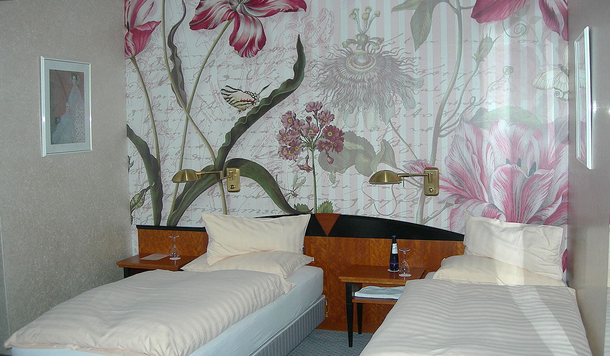 Maler Hameln und Malerarbeiten Hannover mit Balkonsanierung Springe und Betonsanierung Bad Pyrmont