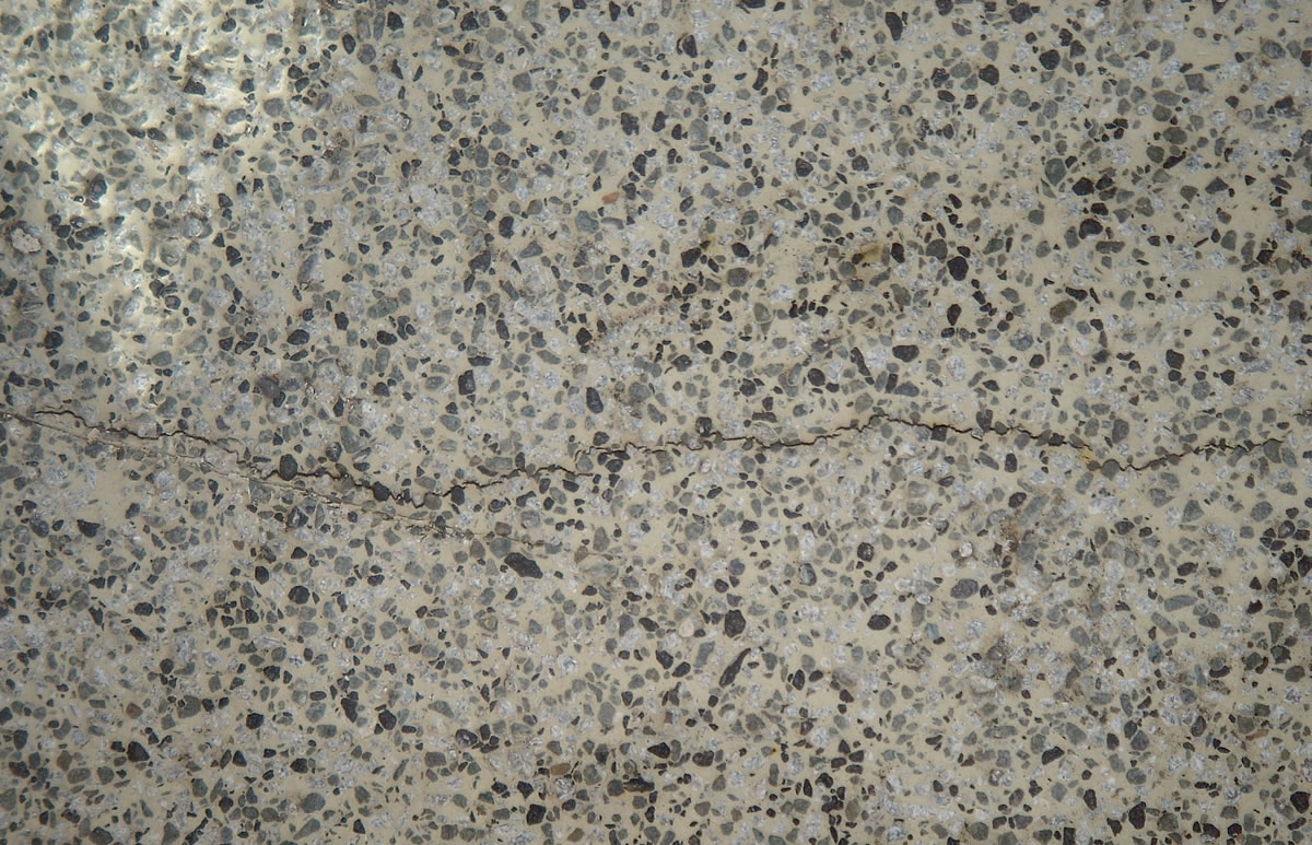 Maler Hameln und Malerarbeiten Hannover mit Balkonsanierung Springe und Betonsanierung Bad Pyrmont