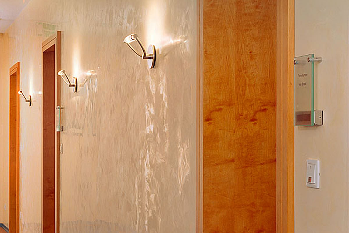 Maler Hameln und Malerarbeiten Hannover mit Balkonsanierung Springe und Betonsanierung Bad Pyrmont