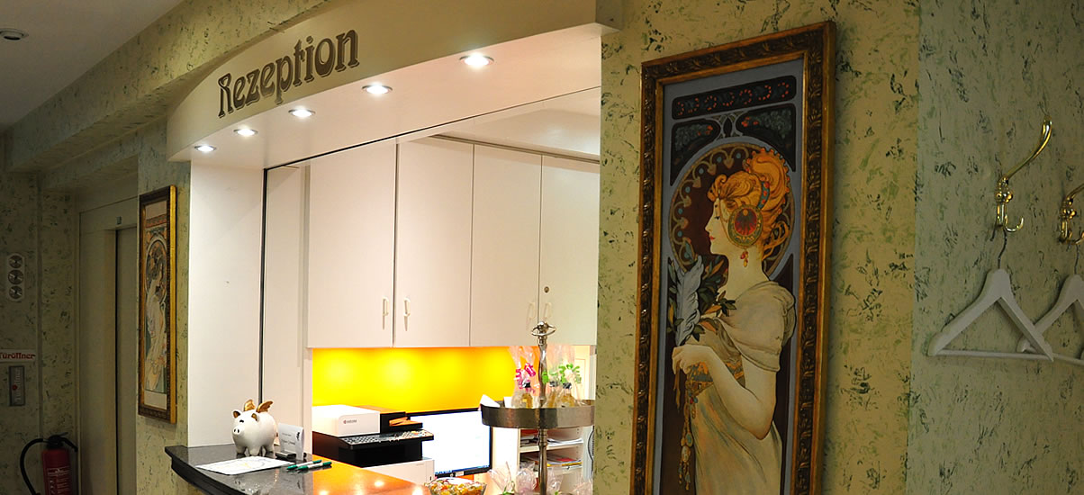 Maler Hameln und Malerarbeiten Hannover mit Balkonsanierung Springe und Betonsanierung Bad Pyrmont